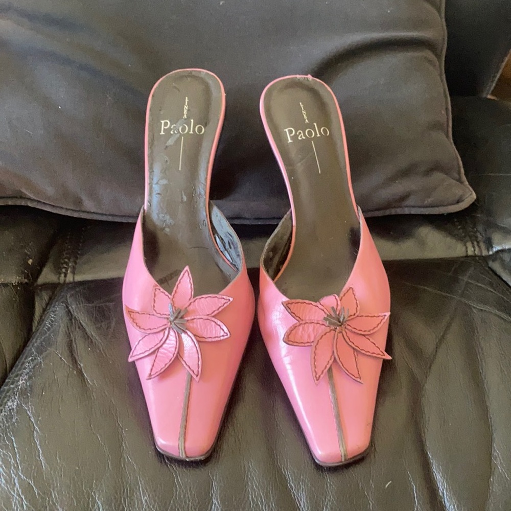 Fushia Mules